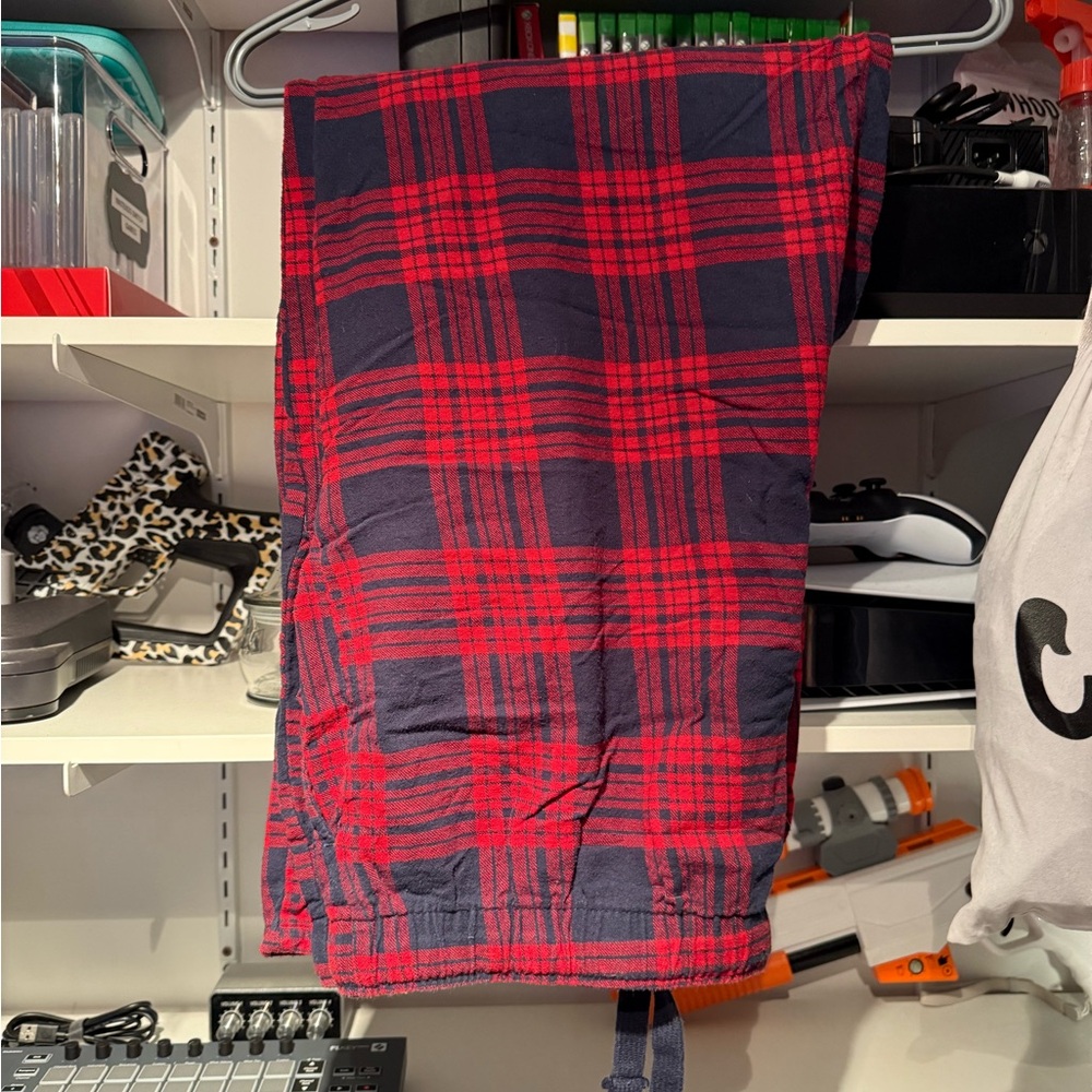 Plaid Red and Black Men's Pants